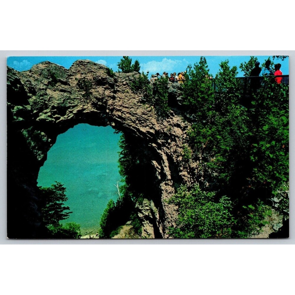 Vintage Mackinac Island Michigan Postcard Arch Rock Penrod/Hiawatha 1985